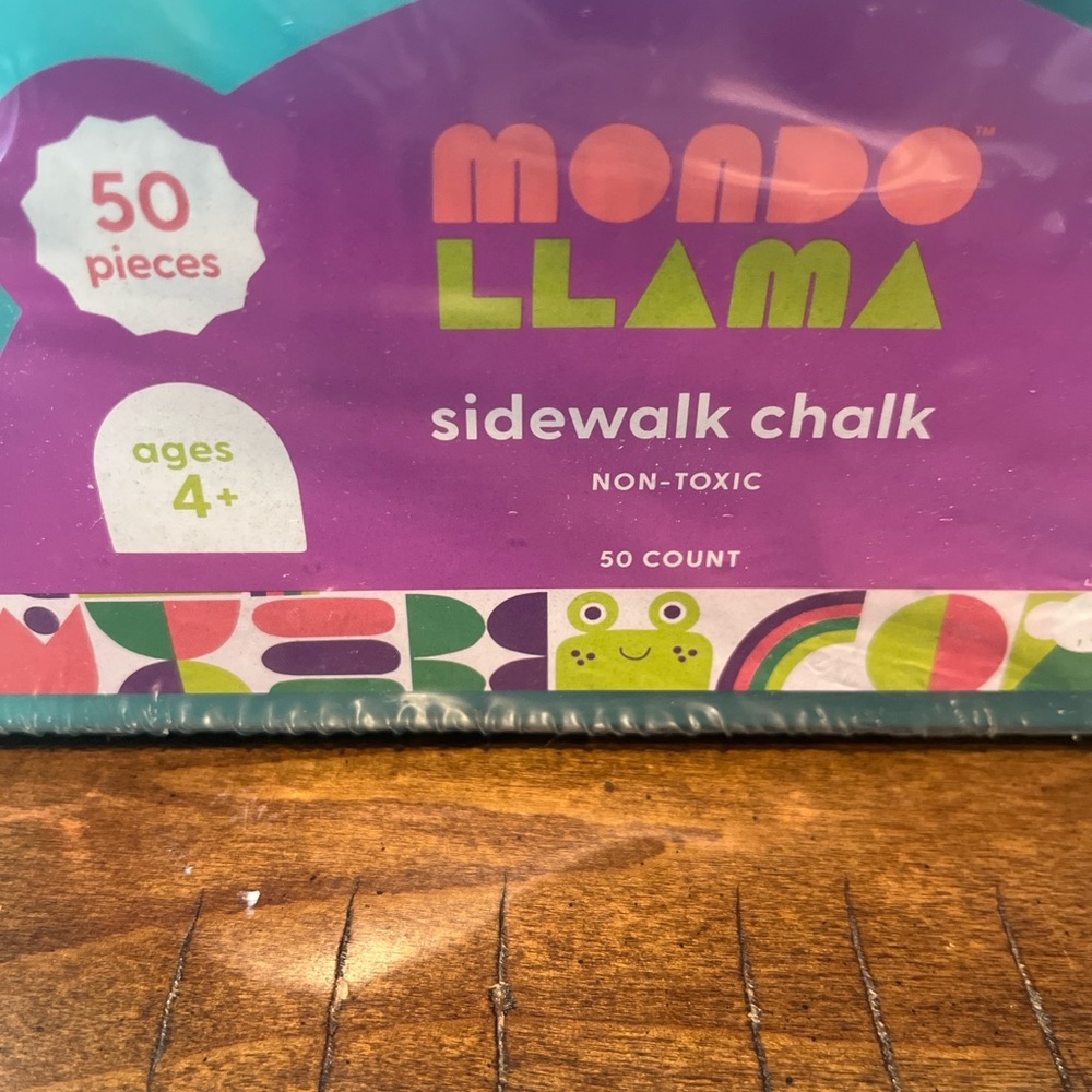 Mondo Llama Sidewalk Chalk - 50 Pieces, Purple and Green